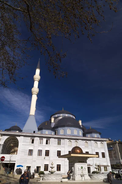 Центральная мечеть Гемлика — стоковое фото