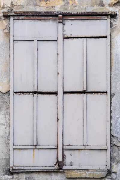 Uzavřené Kovové Windows Staré Průmyslové Architektonický Detail — Stock fotografie