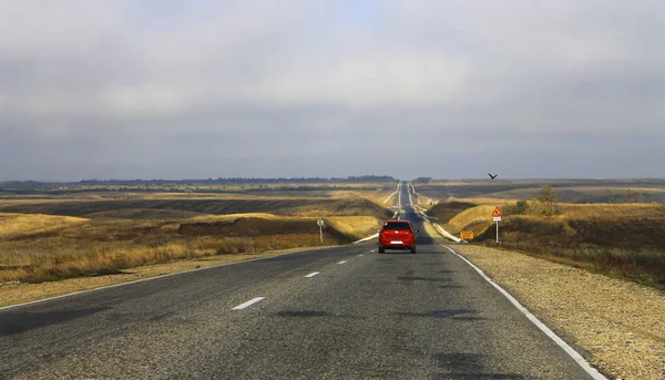 Araba gündüz hareketli manzara otoyol