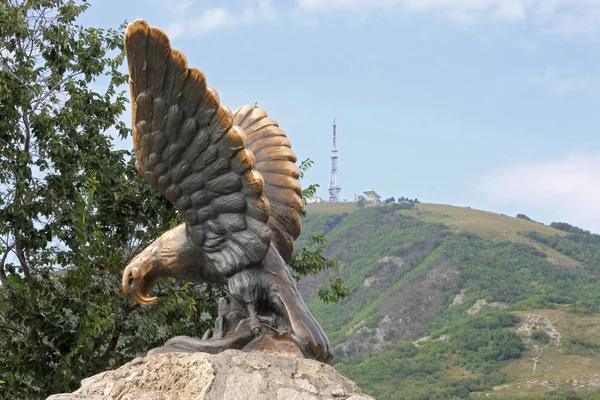 A Águia. Emblema de Pyatigorsk. Marcos do Cáucaso Setentrional — Fotografia de Stock