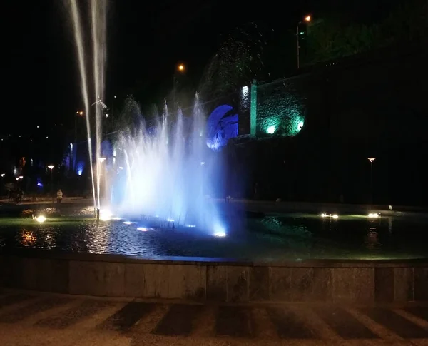 Fontana Canto Piazza Rike Tbilisi Notte Georgia Repubblica Settembre 2016 — Foto Stock