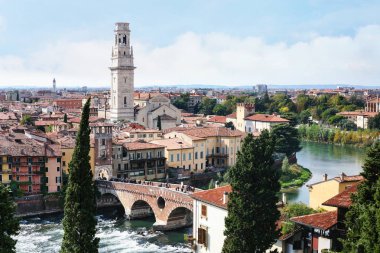 Castel San Pietro Verona şehir görünümünü