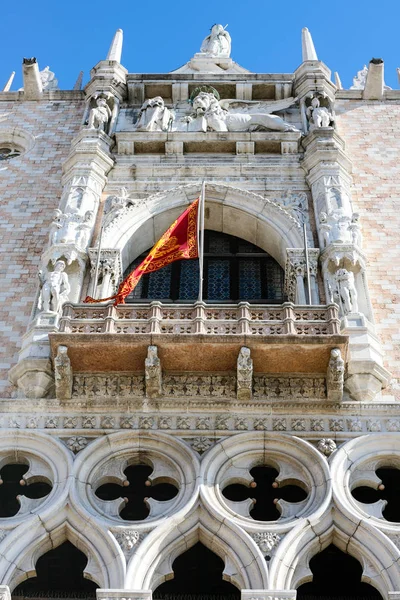 Decoração da fachada do Palácio do Doge em Veneza — Fotografia de Stock
