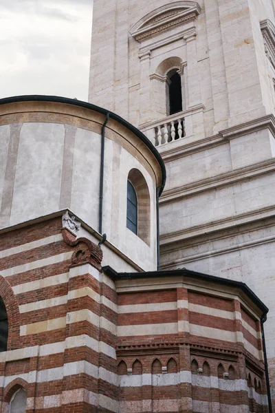 Torres da Catedral de Verona — Fotografia de Stock