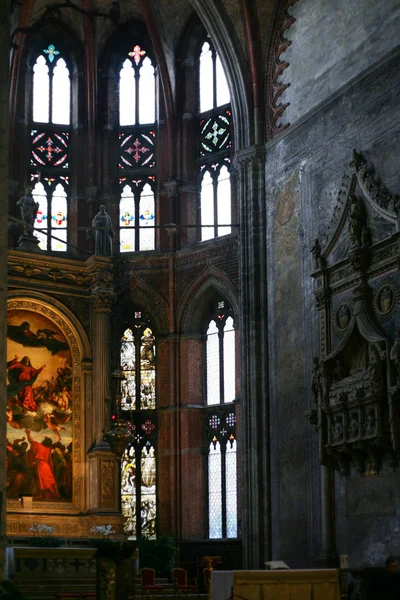 Interior de Basílica Santa Maria Gloriosa Frari —  Fotos de Stock