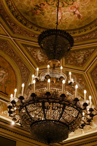 Interior of Doge's Palace - ceiling and chandelier — Stock Photo, Image