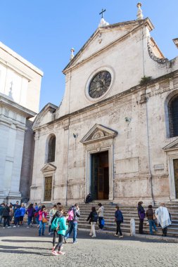 people near Basilica of Santa Maria del Popolo clipart