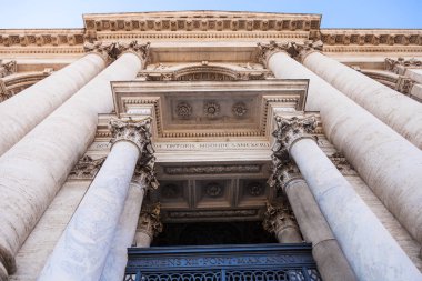 Lateran Bazilikası Roma şehir içinde sütunlar