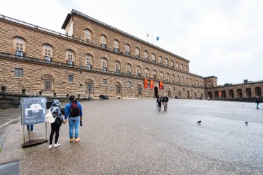 Palazzo Pitti ourists kare Piazza Pitti üzerinde yakın: