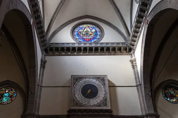 フィレンツェのドゥオーモ大聖堂の壁の装飾 — ストック写真