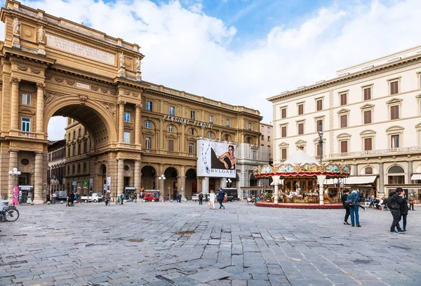 Vista de Piazza della Repubblica en Florencia — Foto de Stock