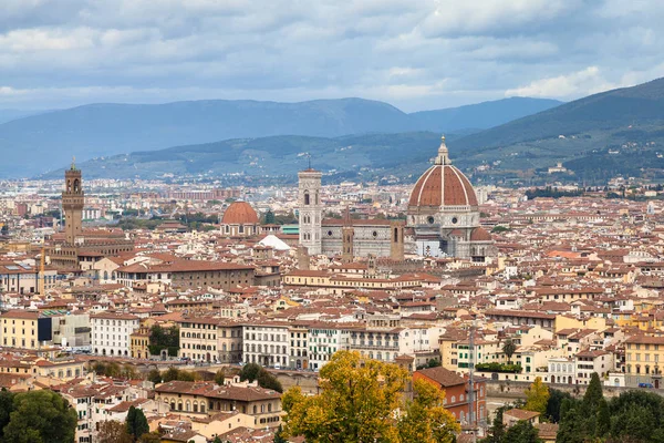 Panoráma města centra Florencie na podzim — Stock fotografie