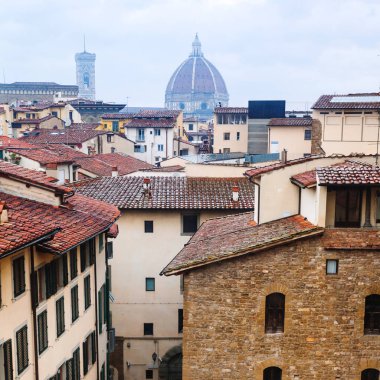 yağmur görünümü Merkez konut çeyreğinde yukarıda