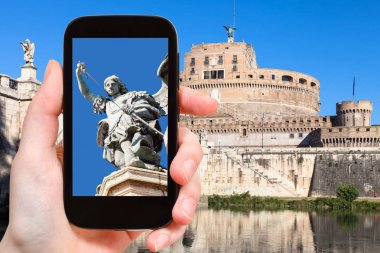 turist fotoğraf şekil kutsal melek Kalesi