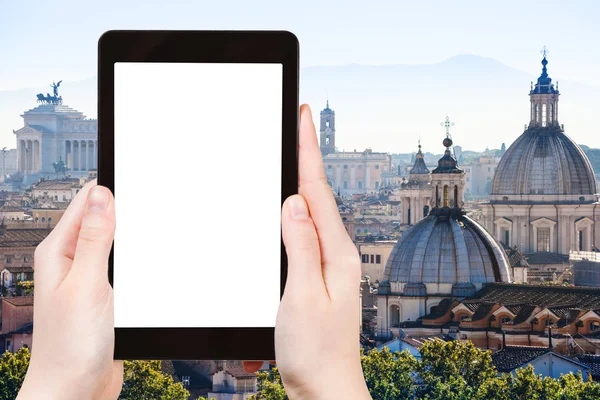 Turist fotografier skyline i Rom stad — Stockfoto