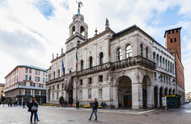 Palazzo Moroni, Padua Belediyesi yakın kişi