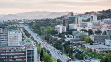 alacakaranlık Avinguda Diagonal Barcelona caddede