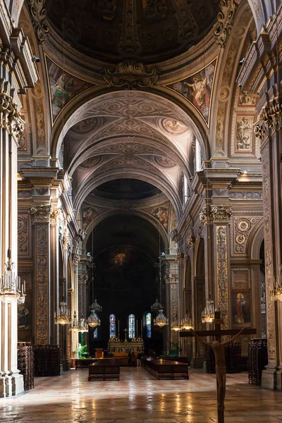 Schip van de kathedraal Duomo in Ferrara — Stockfoto