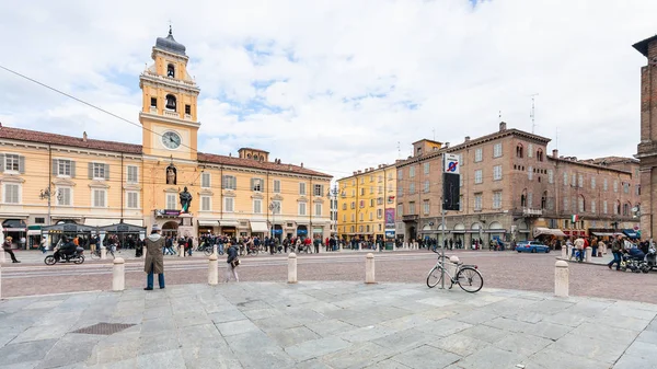 Piazza Garibaldi en la ciudad de Parma — Foto de Stock
