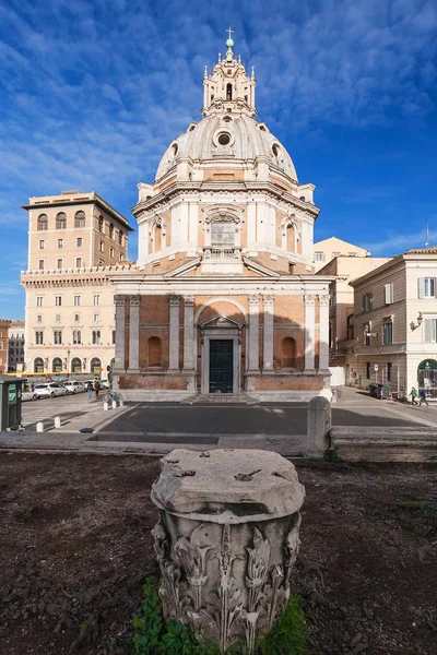 Kerk Santa Maria di Loreto in Rome stad — Stockfoto