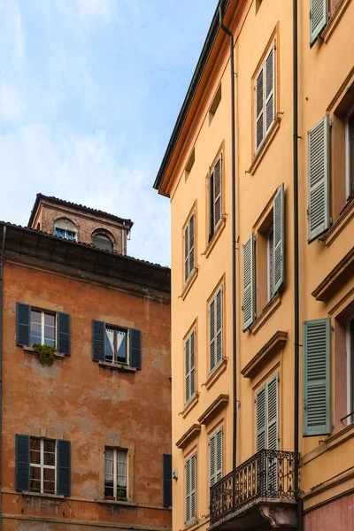 Facades of old urban houses in Modena city — Stock Photo, Image