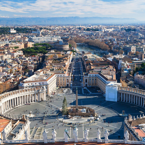 Travel to Italy - above view of St Peter's Square in Vatican and Rome city in christmas season