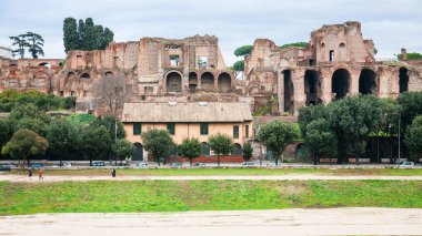 Domus Severiana ve Roma'daki Circus Maximus görünümü