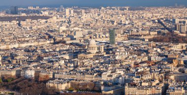Pantheon ile Paris şehir görünümünde yukarıda