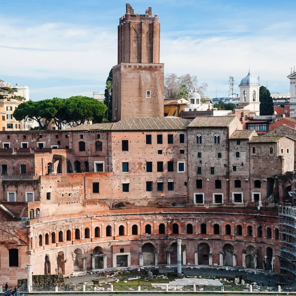 Mercado de trajan antigo no forum roman em Roma — Fotografia de Stock