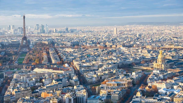 Panorama von Paris mit Turm und Invaliden — Stockfoto