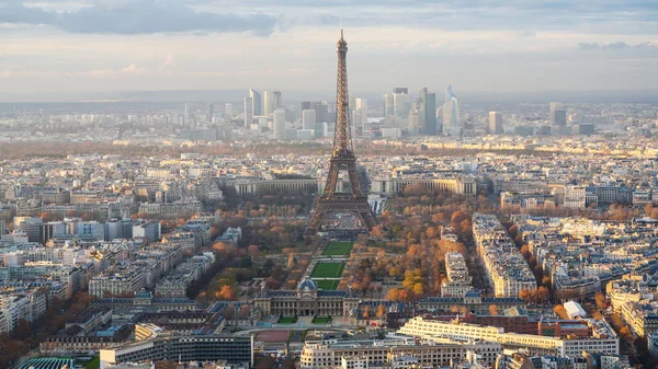 Město Paříž Eiffelova věž, Champ de Mars — Stock fotografie