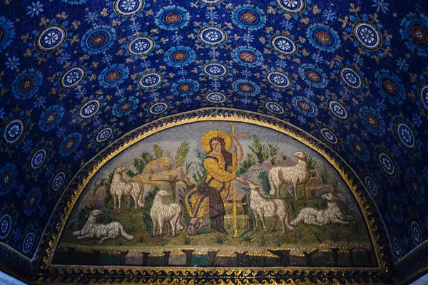 Mosaic in roman Galla Placidia mausoleum — Stock Photo, Image