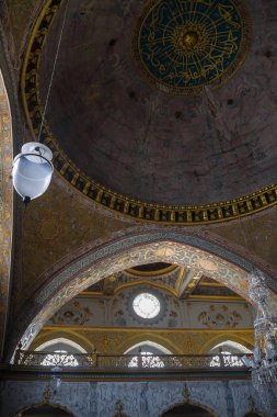 Topkapı salonunda Imperial tavan dekore edilmiş