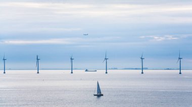 Yat, gemi, uçak ve offshore rüzgar çiftliği