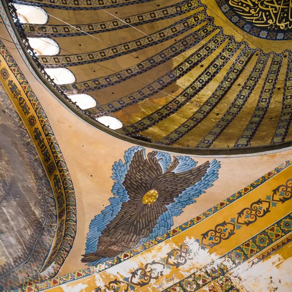 Malby v starobylé baziliky Hagia Sophia — Stock fotografie