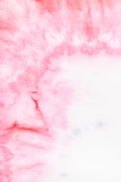 Pembe desen beyaz ipek kumaş üzerine boyalı — Stok fotoğraf
