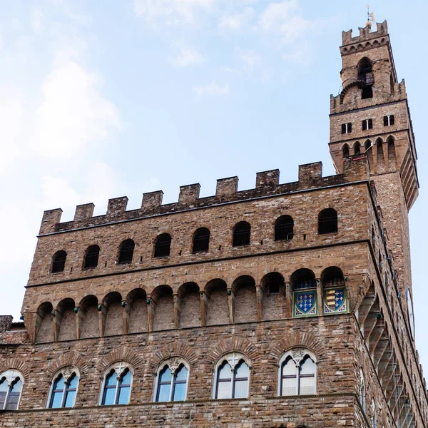 Gebouw van Palazzo Vecchio in ochtend — Stockfoto