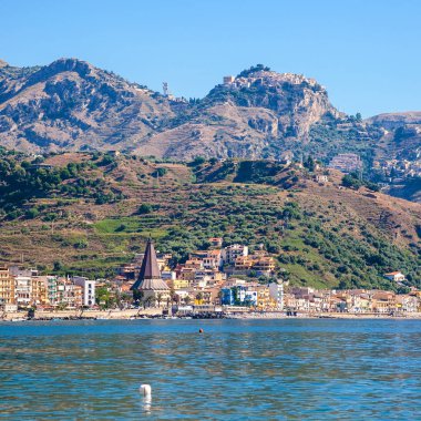 Taormina şehir dağ ve Giardini Naxos şehir