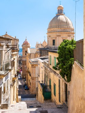 Noto Sicily şehirde sokakta
