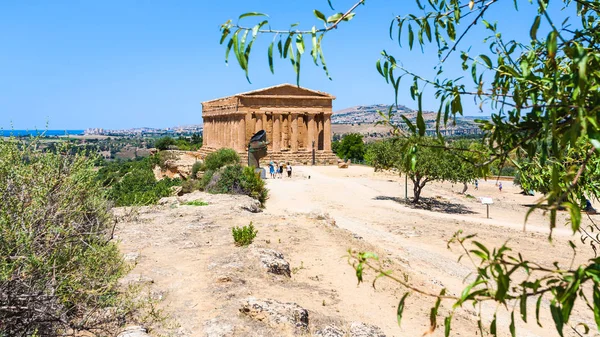 Tapınakları ile tempio Vadisi della concordia — Stok fotoğraf