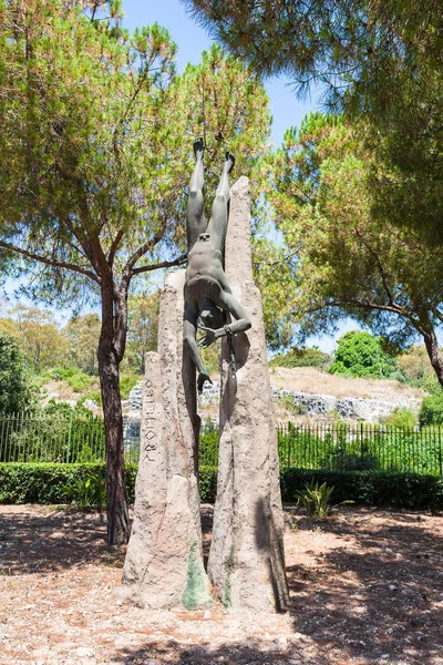 Statua di Prometeo nel Parco Archeologico — Foto Stock