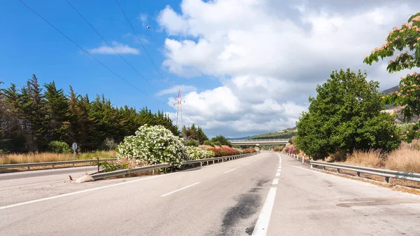 Sicilya yol yaz gün