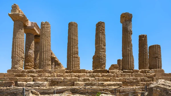 Coluna de Templo de Juno no Vale dos templos — Fotografia de Stock