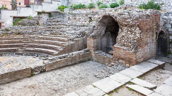 Taormina şehir antik Roma Odeon Tiyatrosu