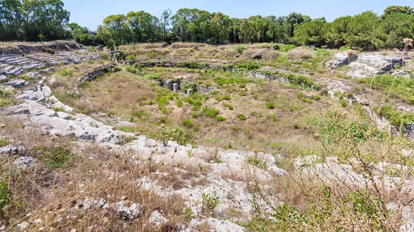 Römisches Amphitheater in der Stadt Syrakus — Stockfoto