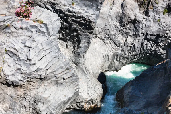 Gole del fiume Alcantara in Sicilia — Foto Stock