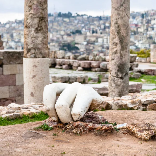 Mão de Hércules no Templo de Hércules em Amã — Fotografia de Stock