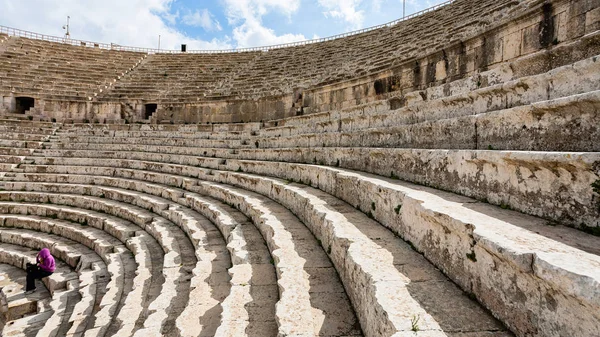 Romano Grande Teatro Sud nella città di Gerasa — Foto Stock