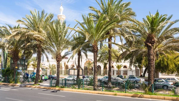 King Hussein Street nella città di Aqaba — Foto Stock