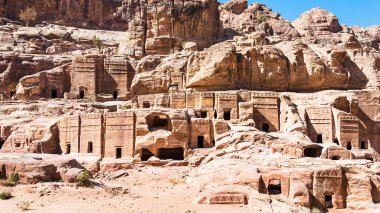 Cepheler Street City Petra evler